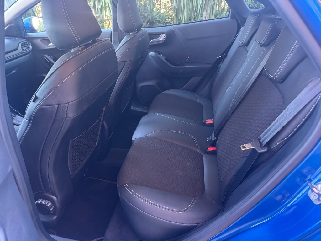 Ford Puma 1.0 EcoBoost Hybrid ST-Line - Foto 9 de 11